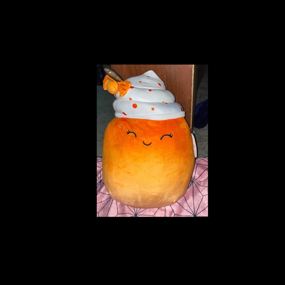 Original Squishmallows 14inches kendla a target only 2021 pumpkin spice